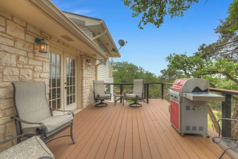 Others 5, Serene Creek Front Home With Games+grill!, Gillespie