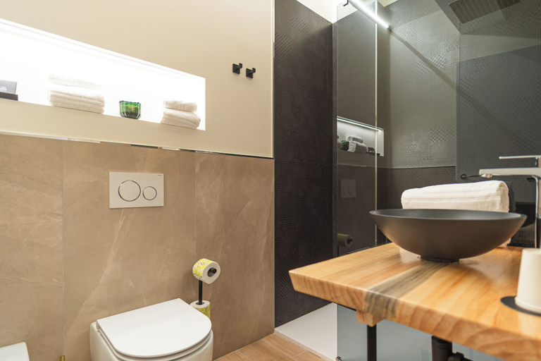 Bathroom 5, Le Suite del Corso, Ravenna