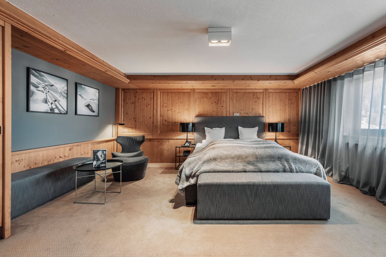 Bedroom 3, Hotel Madlein, Landeck