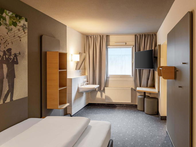 Bedroom 3, B&B HOTEL Gießen-Linden, Gießen