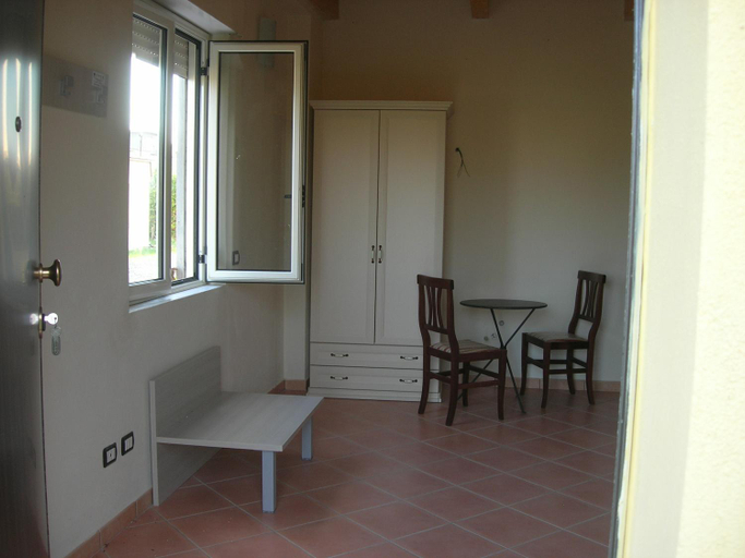 Others 4, Tenuta Traversa, Catanzaro