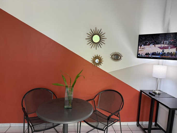 Others 3, Suites Galvan centro Colima, alberca, Wifi, parking, Colima