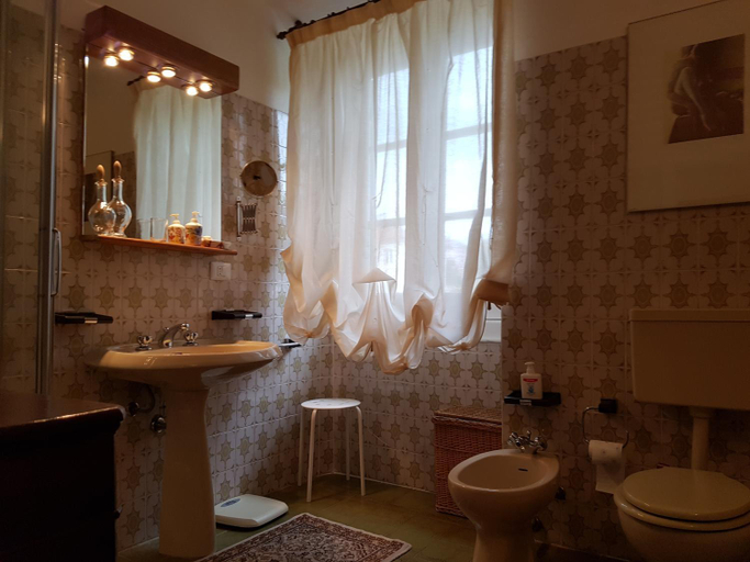 Bathroom 2, Se mi vuoi lasciare, Savona