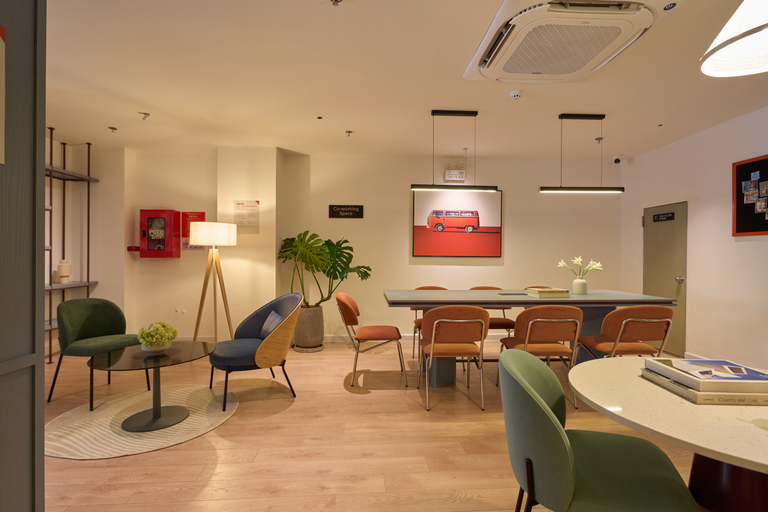 Facility 3, Express by M Village Hoang Viet, Tân Bình