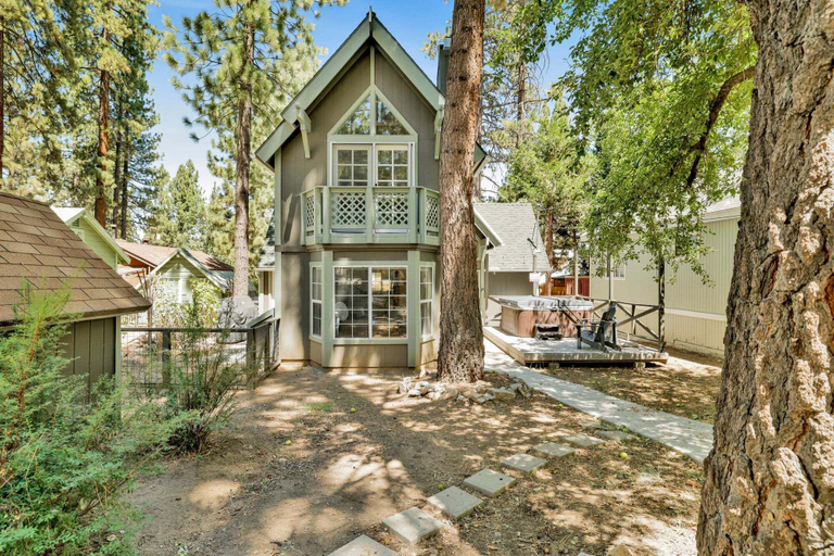 Exterior & Views 2, Green Canoe Cabin #2293, San Bernardino
