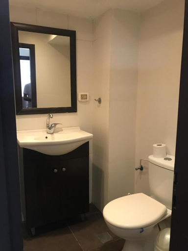 Bathroom 5, Cozy Suites