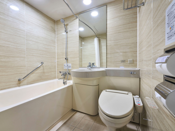 Bathroom 5, Daiwa Roynet Hotel Hakata - Gion, Fukuoka