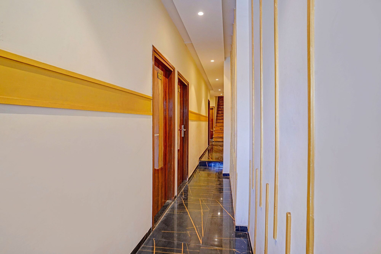 Lobby 4, Fabhotel Beverly Plaza, Mumbai Suburban