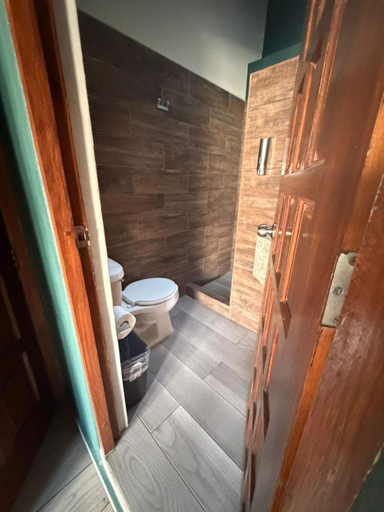 Bathroom 4, Hotel las Orquideas, Valle de Bravo
