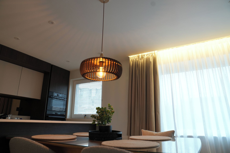 Dining 4, 1st Floor Luxury 2-bed Apt, Sleeps 6, Fife