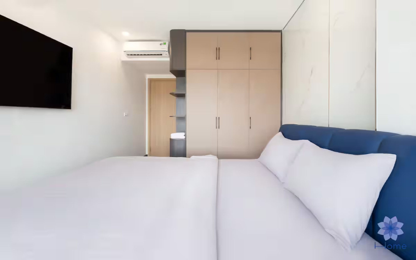 Room 2, LaLa Botanica Premier Residence, Tân Bình