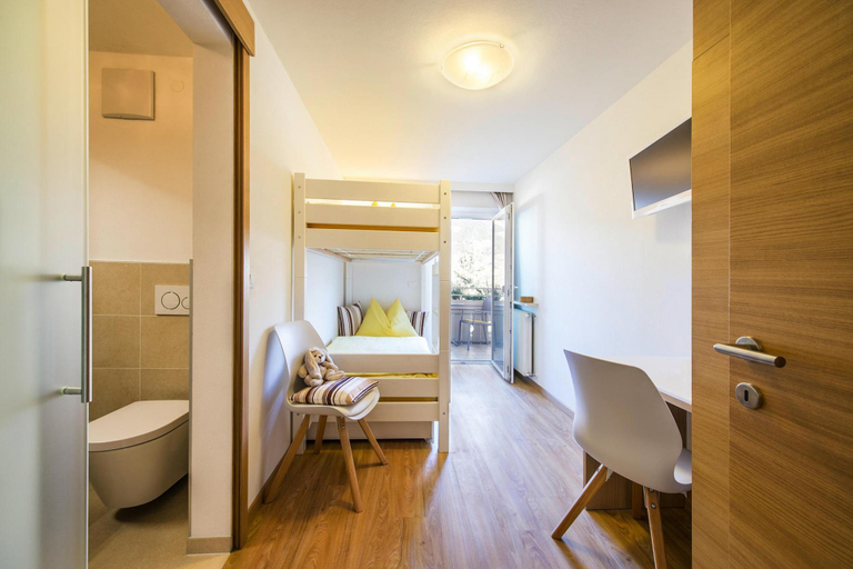 Others 3, Apartment in Dorf Tirol near Tirol Castle, Bolzano
