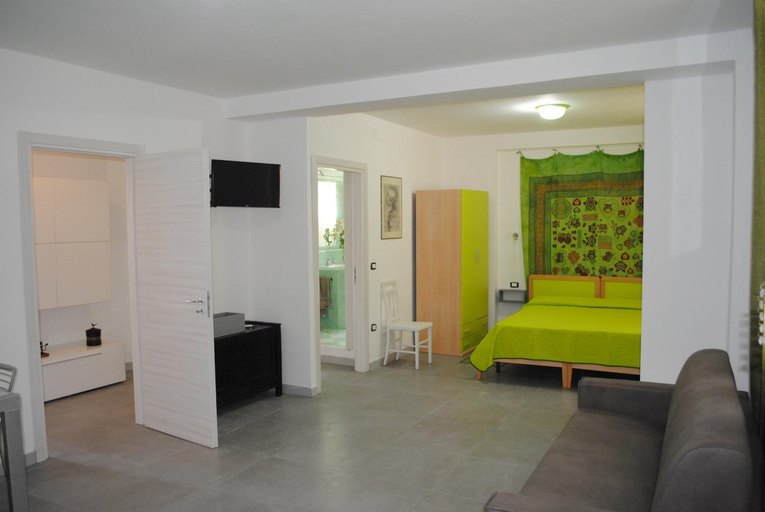 Bedroom 2, White Beach BeB, Syracuse