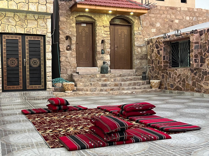 Others 5, Eman house, Wadi Musa