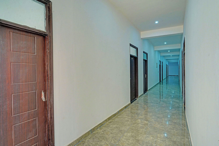 Lobby 4, Fabhotel Park Palace, Lucknow