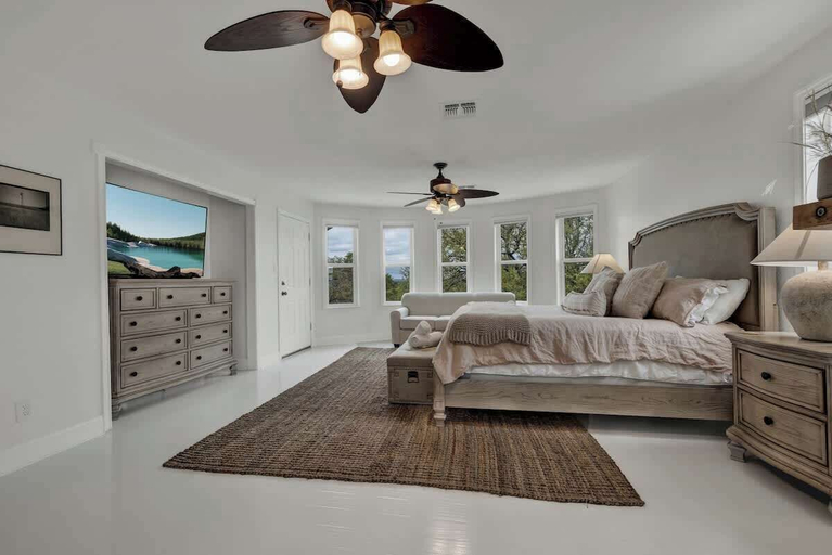 Bedroom 3, Grasslands Pool Hot Tub Hill Country Views, Blanco