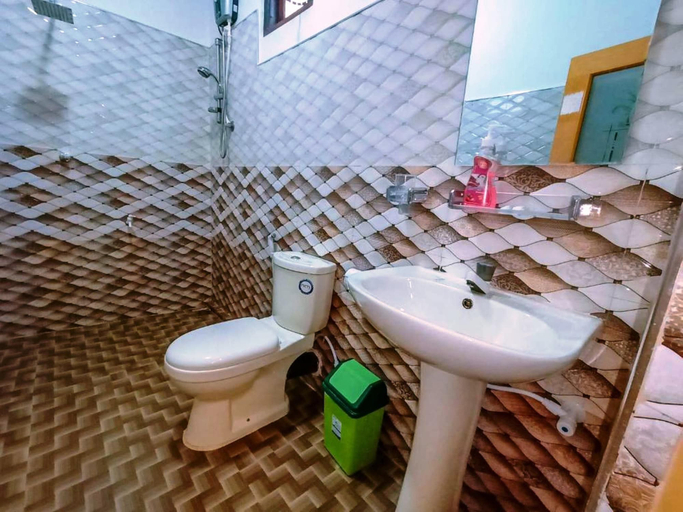 Bathroom 3, Nimsara Lodge Sigiriya, Dambulla