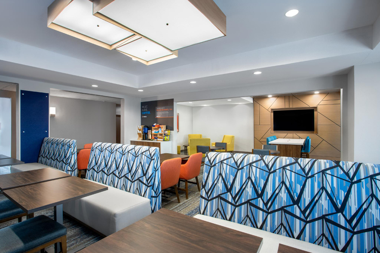 Public Area 3, Holiday Inn Express & Suites CLINTON by IHG, Clinton