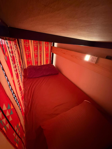 Bedroom 2, Extra Traveller, Aqaba