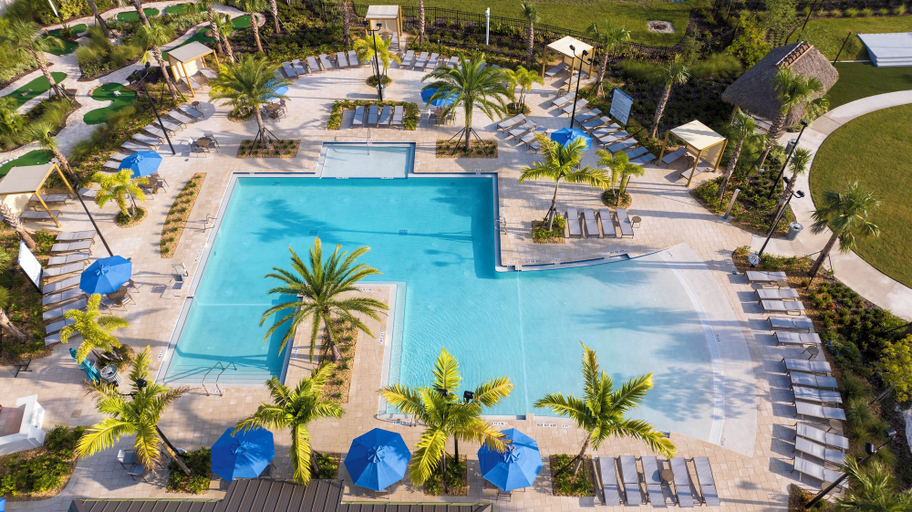 Water park 3, Wonderful Villa 5Bd Jacuzzi Pool Close Disney 611, Osceola
