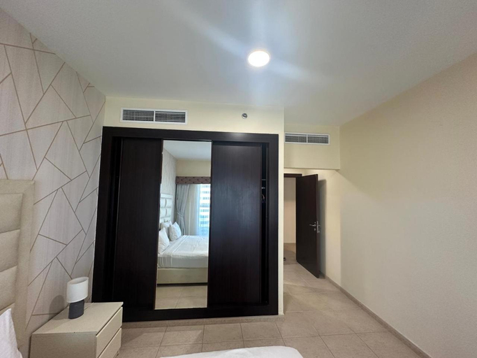 Others 3, Private Room in Co-living Apartment Dubai Marina, Dubai