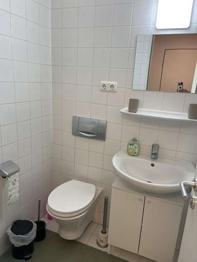 Bathroom 3, Nahe Airport Ber Maisonettewohnung, Dahme-Spreewald