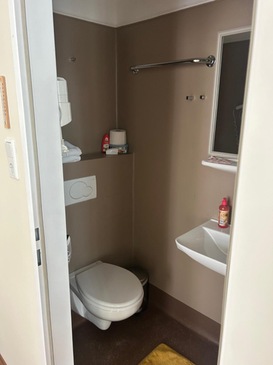 Bathroom 3, K+T Boardinghouse, Wien