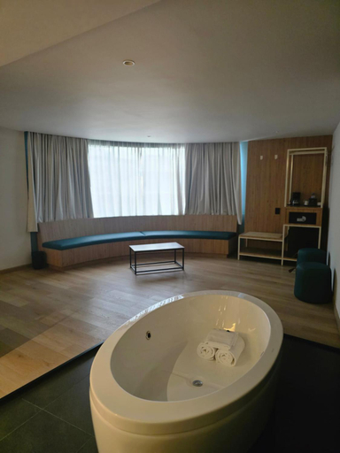 3, HOTEL MORE BY KAVIA, Mexico City