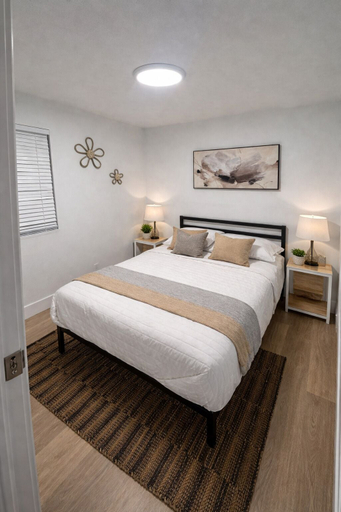Room 3, Fort Lauderdale Airport Pacifica Bleu LK, Broward