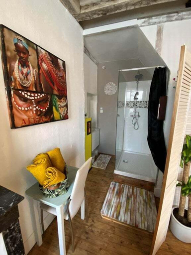 Bedroom 3, Les Petites Mirabelles, Loir-et-Cher