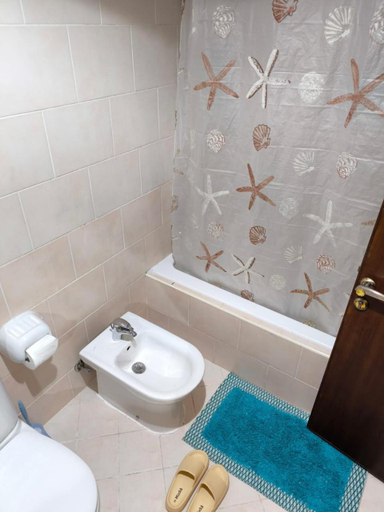 Bathroom 2, Smart Home Vacation Home- AYLA, Sharjah City