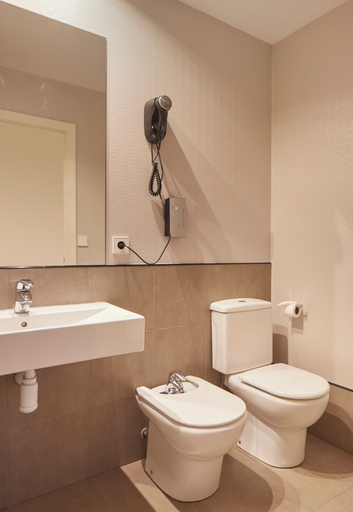 Bathroom 5, Hotel Berri Versalles, Guipúzcoa