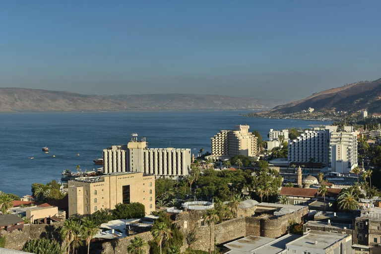 Exterior & Views 1, לויקיישן