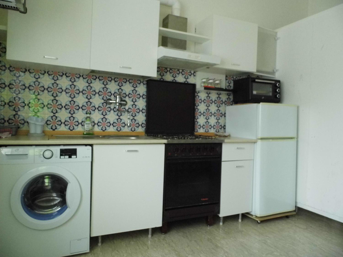 Others 3, Suite 7 &Home Restaurant, Chieti