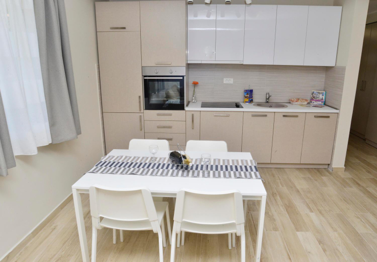Others 4, Apartmani Bradasevic Tivat****