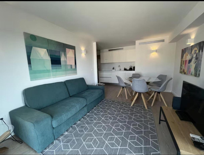 Others 5, Amazing View in the Castle Hill Apartment, Lisbon