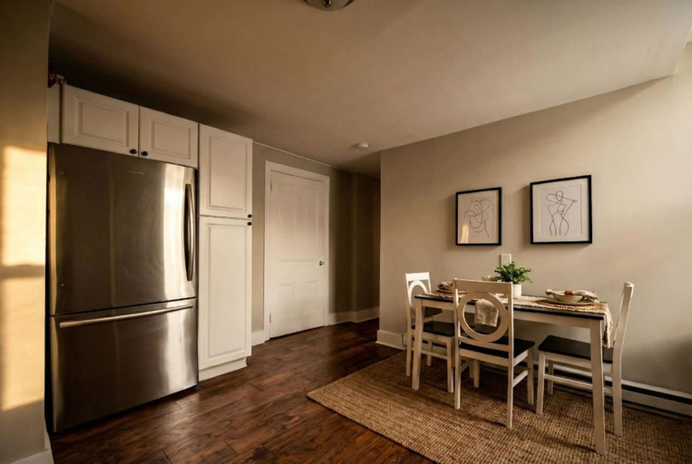 Others 4, Park Place- cozy modern space fully updated fast WiFi good coffee and easy parking, New Castle