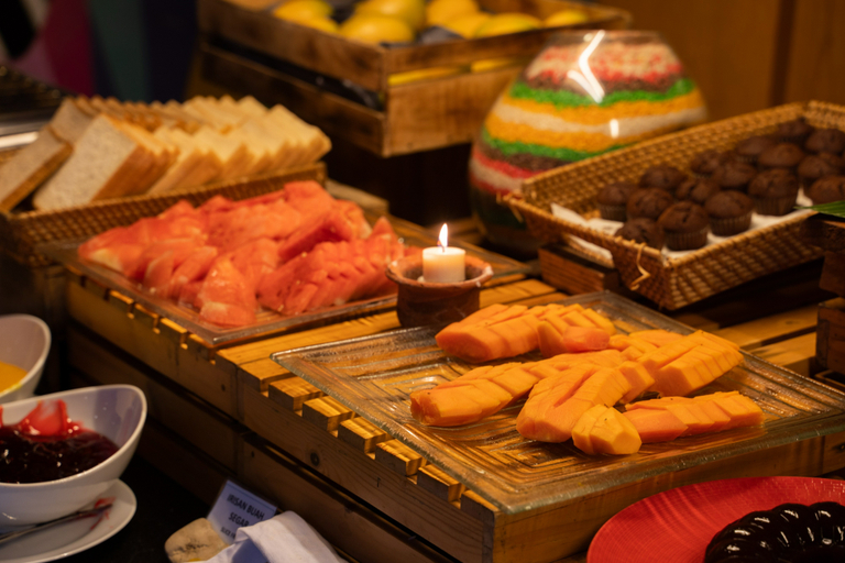 Bedrock Hotel Kuta Bali - Food & Drinks
