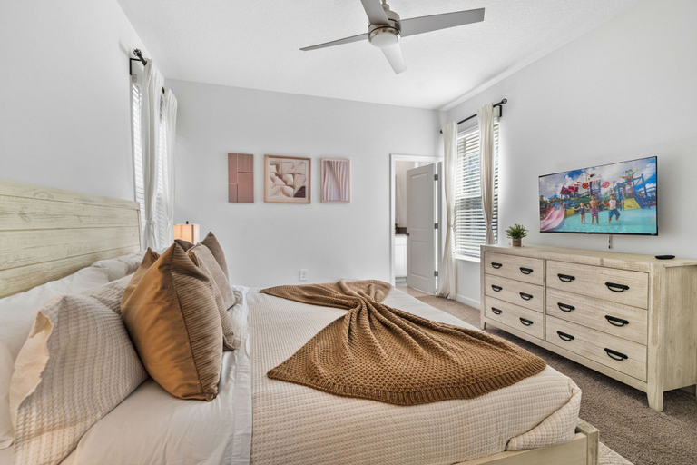 Room 5, Wonderful Villa 5Bd Jacuzzi Pool Close Disney 611, Osceola