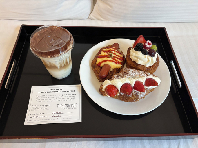 Food & Drinks 5, The Orenco Station Hotel, Washington