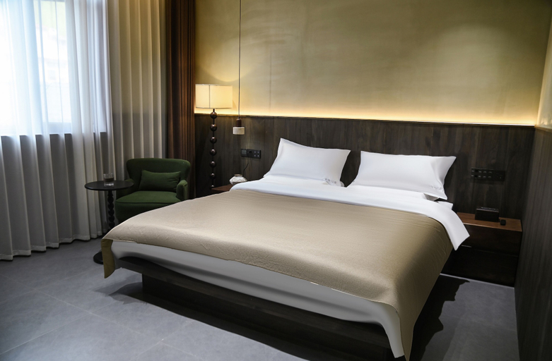 Room 3, Pu Tao Mountain Residence, Jingdezhen