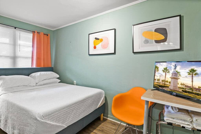 Room 4, Dive Into the 50s- Restored Motel in St Augustine, Saint Johns