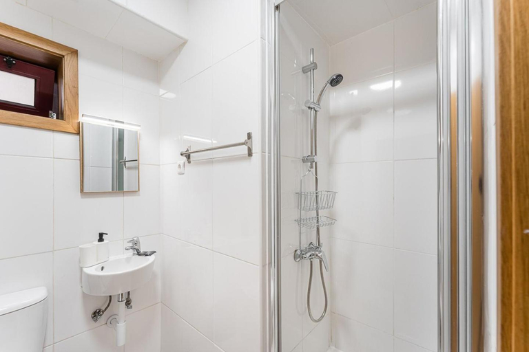 Bathroom 2, GuestReady - Gaia Gardens Apartments, Vila Nova de Gaia