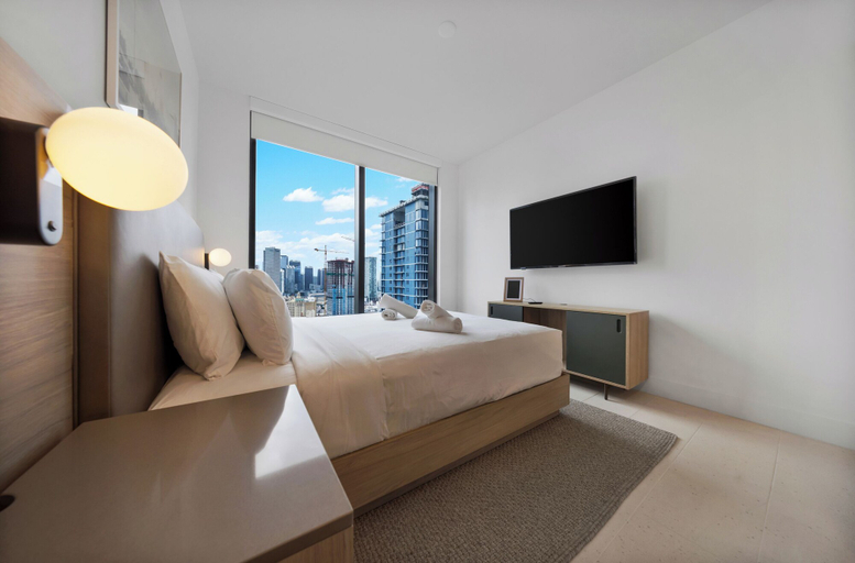 Room 4, Luxury Downtown 2-BD Condo, Miami-Dade