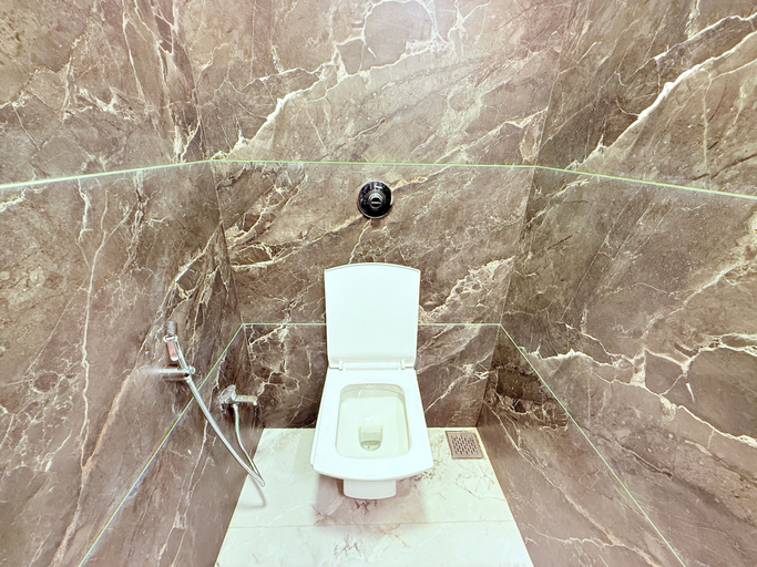 Bathroom 3, ShivSagar Residency Zaveri Bazaar, Mumbai City