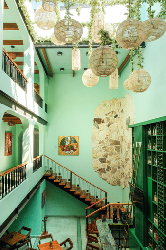 4, Luuna de Jade, Del Centro