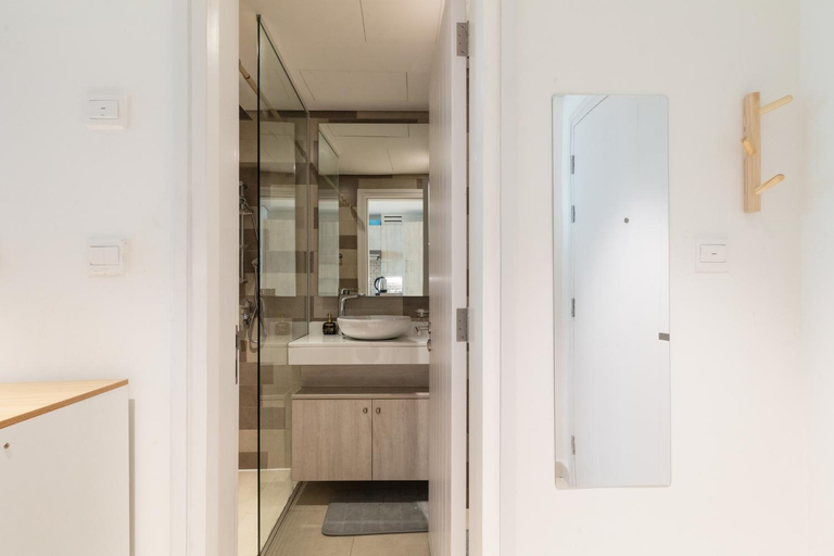 Others 3, Fully-equipped studio Palm Jumeirah, Seven, Dubai