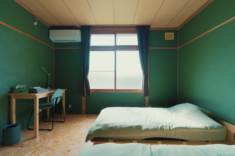Bedroom 2, pekolela, Yakumo