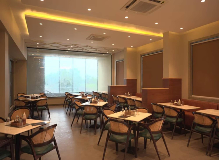 Dining, OPO Premier MARVEL, Jaipur