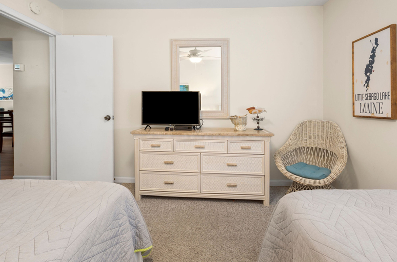 Bedroom 2, Sea Cloisters 303e, Horry